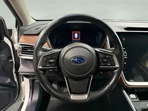 Used 2022 Subaru Outback Touring XT AWD/4WD image 16