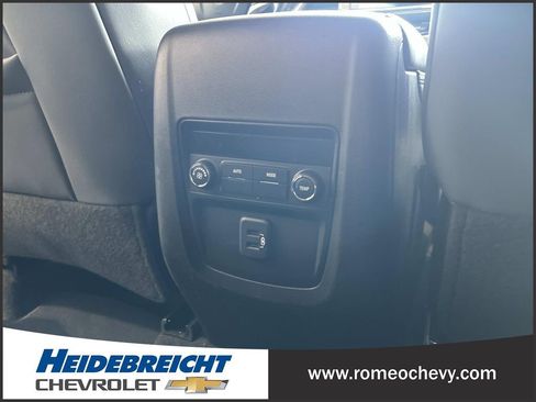 Used 2023 Buick Enclave Essence w/ Trailering Package, 5000 lbs. FWD image 17