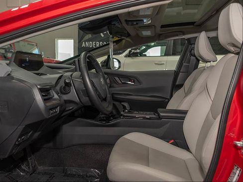 Used 2024 Toyota Prius Limited w/ Limited Premium Package FWD image 8