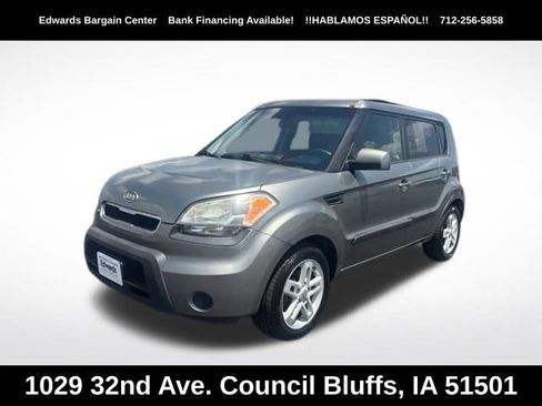 Used 2011 Kia Soul + FWD image 3