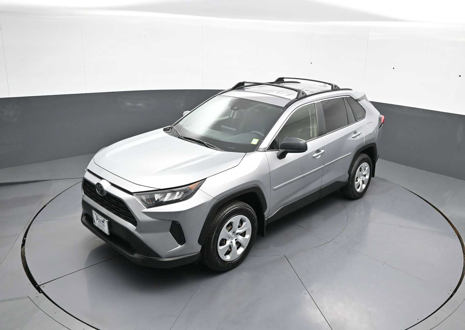 Used 2021 Toyota RAV4 LE AWD/4WD image 32