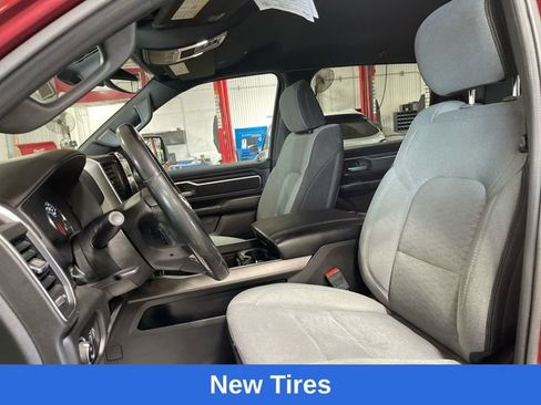 Used 2025 RAM 1500 Big Horn AWD/4WD image 12