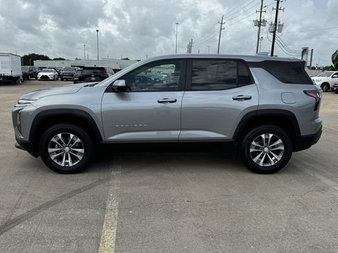 Used 2025 Chevrolet Equinox LT FWD image 6