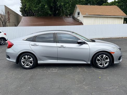 Used 2018 Honda Civic LX image 7