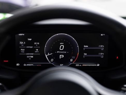 Used 2023 Maserati MC20 Spyder RWD image 31