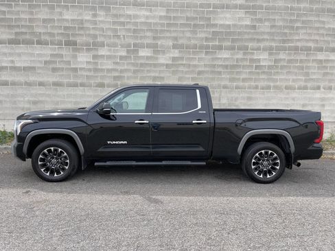 Used 2023 Toyota Tundra Limited AWD/4WD image 9