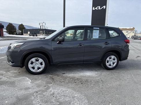 Used 2022 Subaru Forester image 7