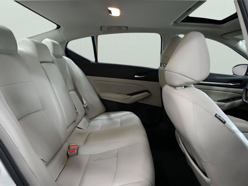Used 2019 Nissan Altima 2.5 SL AWD/4WD image 18