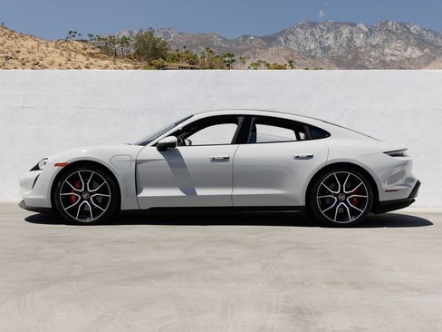 Certified 2023 Porsche Taycan 4S AWD/4WD image 2