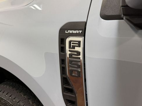 Used 2024 Ford F250 Lariat w/ FX4 Off-Road Package image 53