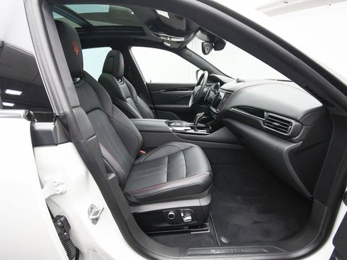 New 2024 Maserati Levante GT Ultima image 46