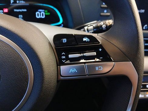 New 2026 Hyundai Elantra Hybrid FWD image 17
