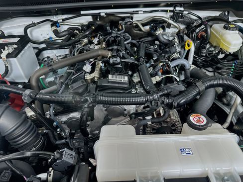 Used 2025 Toyota 4Runner TRD Off-Road image 34