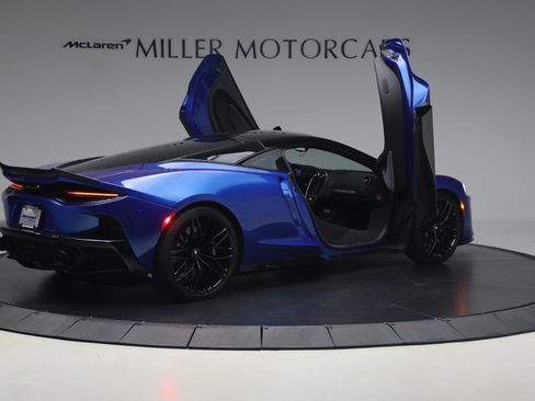 Used 2023 McLaren GT RWD image 19