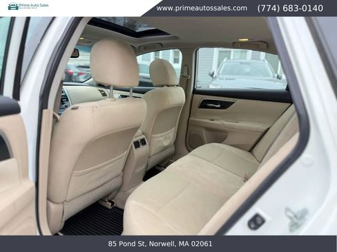 Used 2014 Nissan Altima 2.5 SV w/ Convenience Package image 13