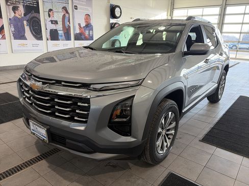 New 2026 Chevrolet Equinox LT w/ Convenience Package II image 9