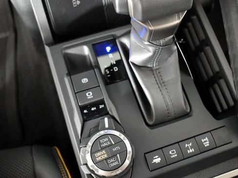 New 2025 Toyota Tacoma 4x4 Double Cab Hybrid image 40