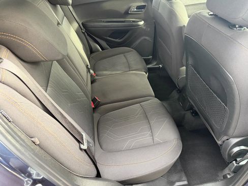 Used 2018 Chevrolet Trax LT image 11