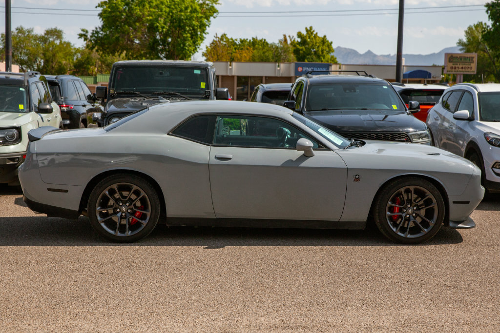 Used 2020 Dodge Challenger R/T Scat Pack RWD image 4