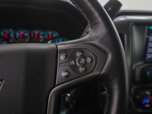 Used 2015 Chevrolet Silverado 1500 LTZ Z71 w/ LTZ Plus Package AWD/4WD image 28