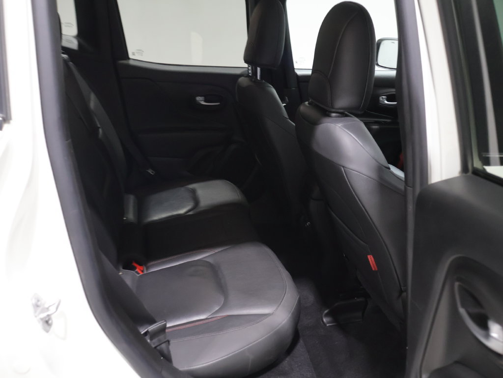 Used 2019 Jeep Renegade Trailhawk AWD/4WD image 20
