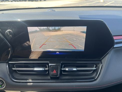 Used 2024 Chevrolet TrailBlazer RS w/ Convenience Package image 23