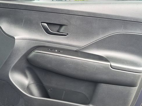 Used 2025 Hyundai Kona SEL FWD image 33