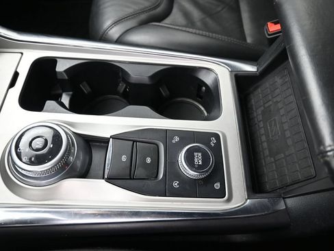 Used 2021 Ford Explorer Platinum w/ Equipment Group 601A AWD/4WD image 15
