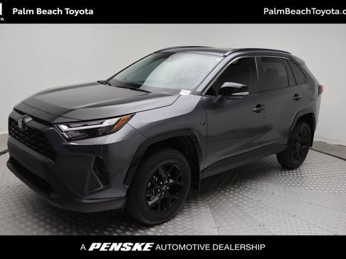 Certified 2025 Toyota RAV4 XLE w/ Convenience Package FWD image 1