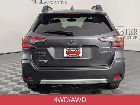 Used 2025 Subaru Outback Limited AWD/4WD image 6