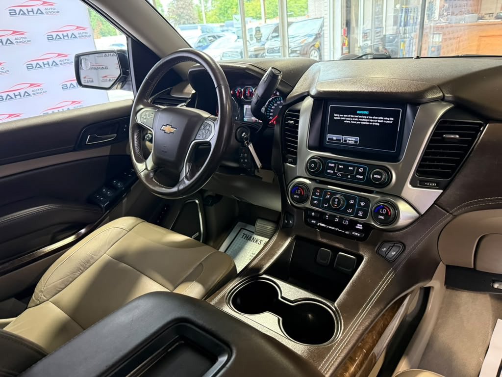 Used 2020 Chevrolet Suburban LT AWD/4WD image 45