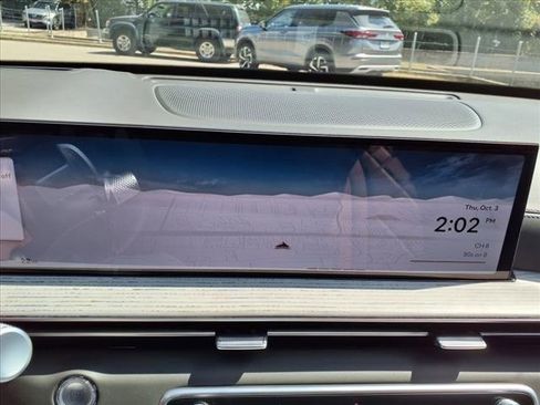 New 2025 Genesis GV80 3.5T Prestige image 11