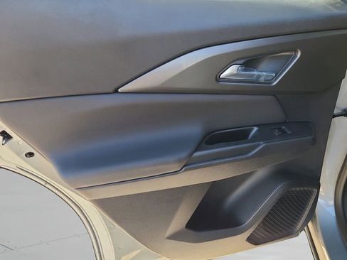 New 2026 Chevrolet Equinox EV LT w/ LPO, Blackout Package FWD image 18