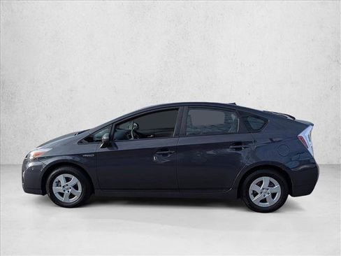 Used 2011 Toyota Prius Three image 8