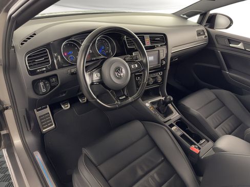 Used 2016 Volkswagen Golf 4-Door AWD/4WD image 4