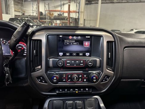 Used 2015 GMC Sierra 3500 Denali image 31