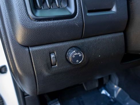 Used 2020 Chevrolet Colorado LT image 30