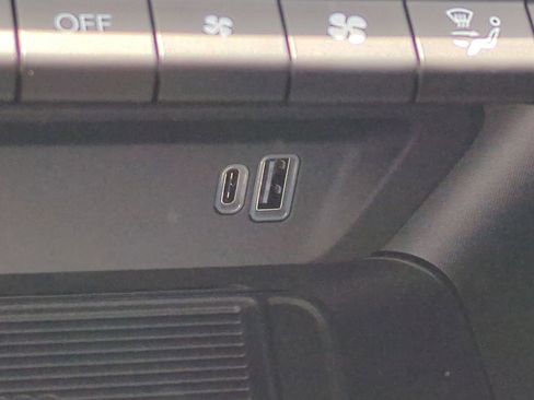 New 2025 Alfa Romeo Tonale image 17