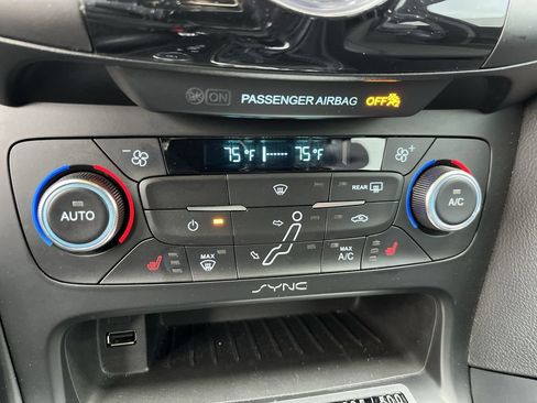 Used 2018 Ford Focus RS image 19