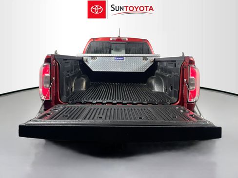 Used 2016 GMC Canyon SLT w/ Trailering Package image 32