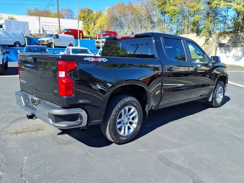 Used 2022 Chevrolet Silverado 1500 LT image 3