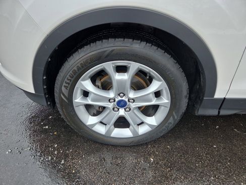 Used 2015 Ford Escape Titanium image 22