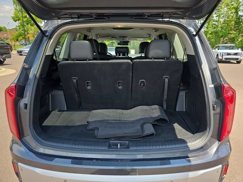 Used 2024 Kia Telluride LX FWD image 14