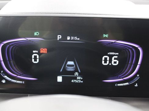Used 2025 Kia Telluride S FWD image 41