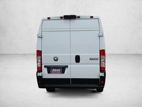 Used 2026 RAM ProMaster 2500 w/ Convenience Group FWD image 7