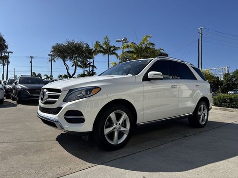 Used 2016 Mercedes-Benz GLE 350 w/ Premium Package image 28