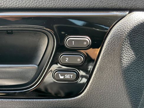 Certified 2026 Honda Odyssey Touring image 18