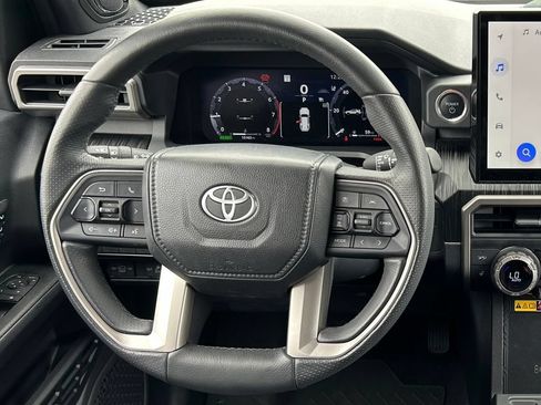 Used 2025 Toyota 4Runner Platinum AWD/4WD image 49