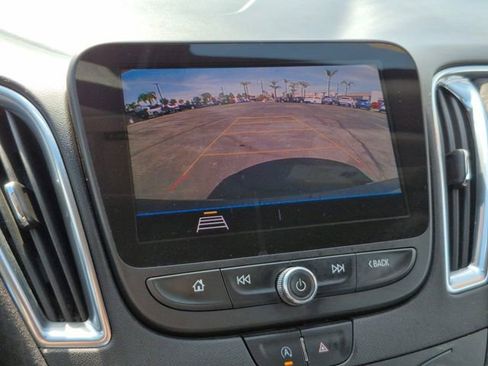 Used 2020 Chevrolet Malibu LT image 13