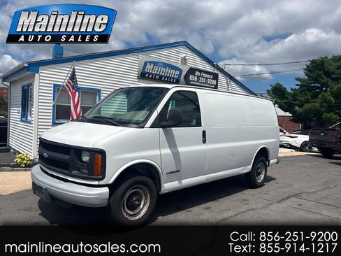Used 2002 Chevrolet Express 2500 RWD image 1